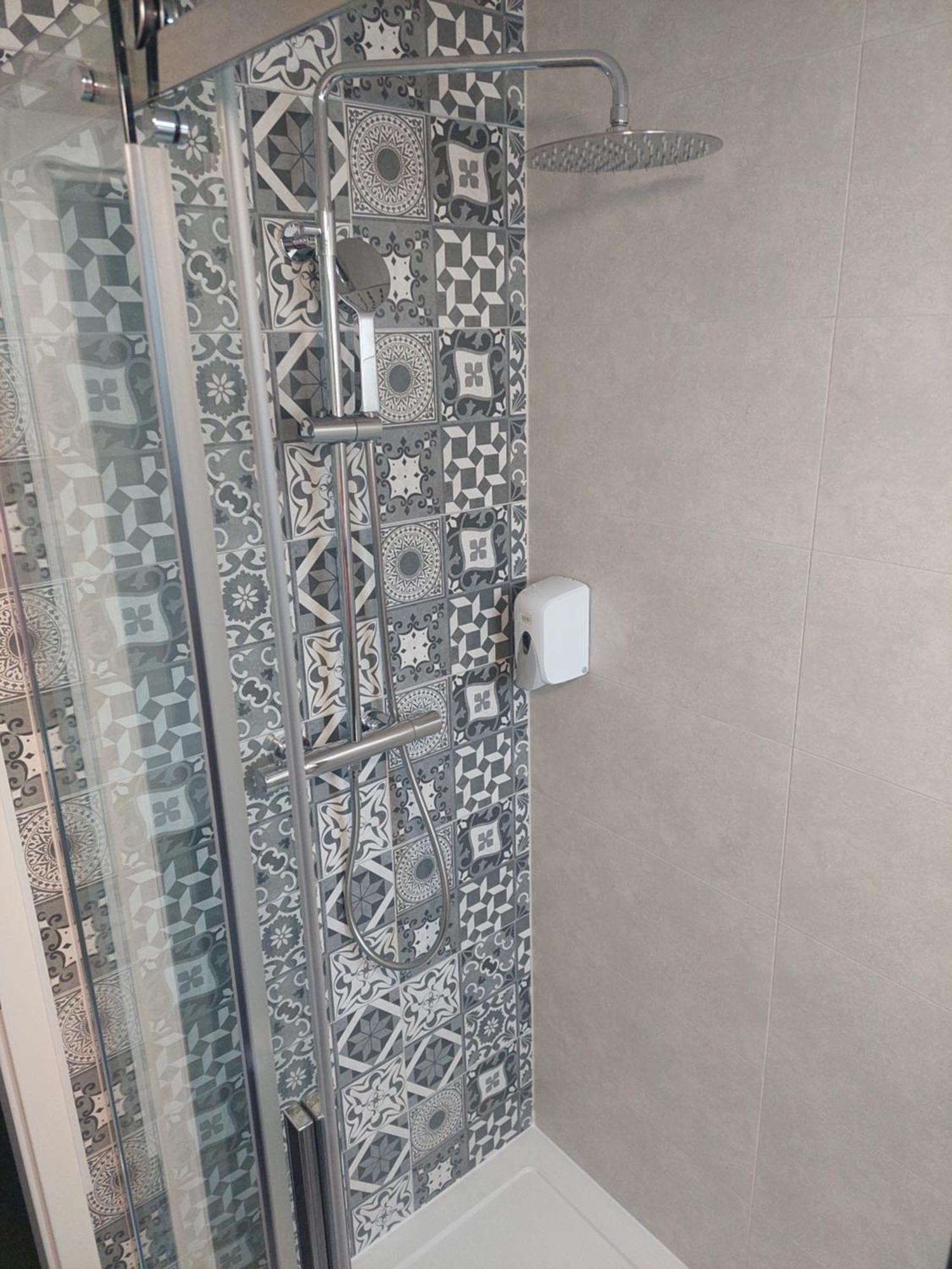 Comfort Suites ווליקה גוריצה מראה חיצוני תמונה